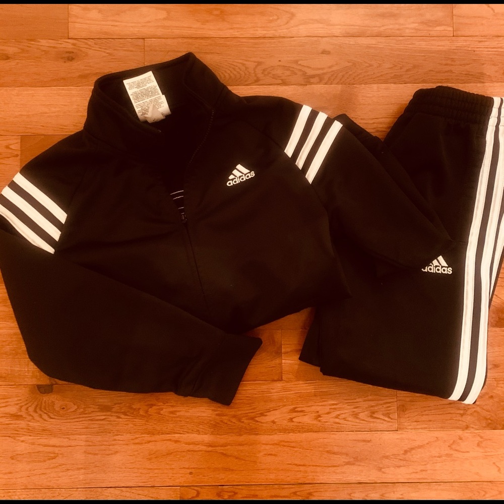 Adidas Sweatsuit
